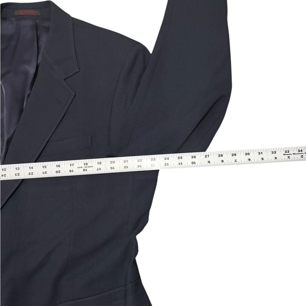 John Weitz Signature Collection Navy Blazer w/ Gold Buttons-size 44R - Picture 5 of 10